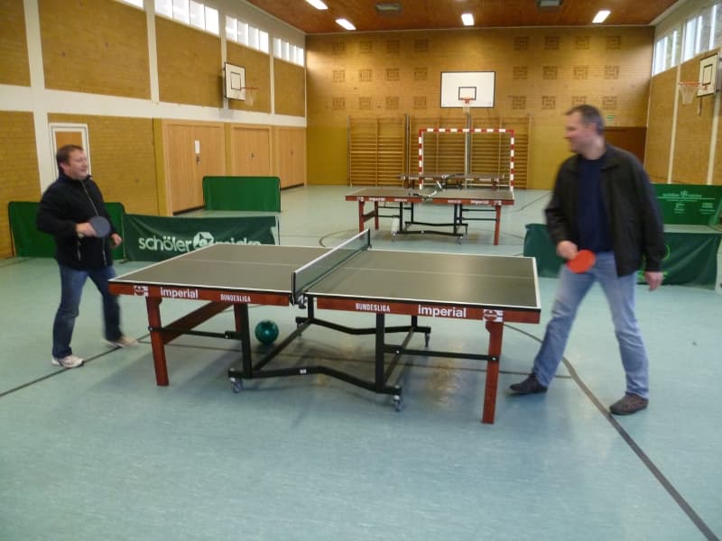 Neue Trikots für Tischtennis-Herren des SV Steinhorst