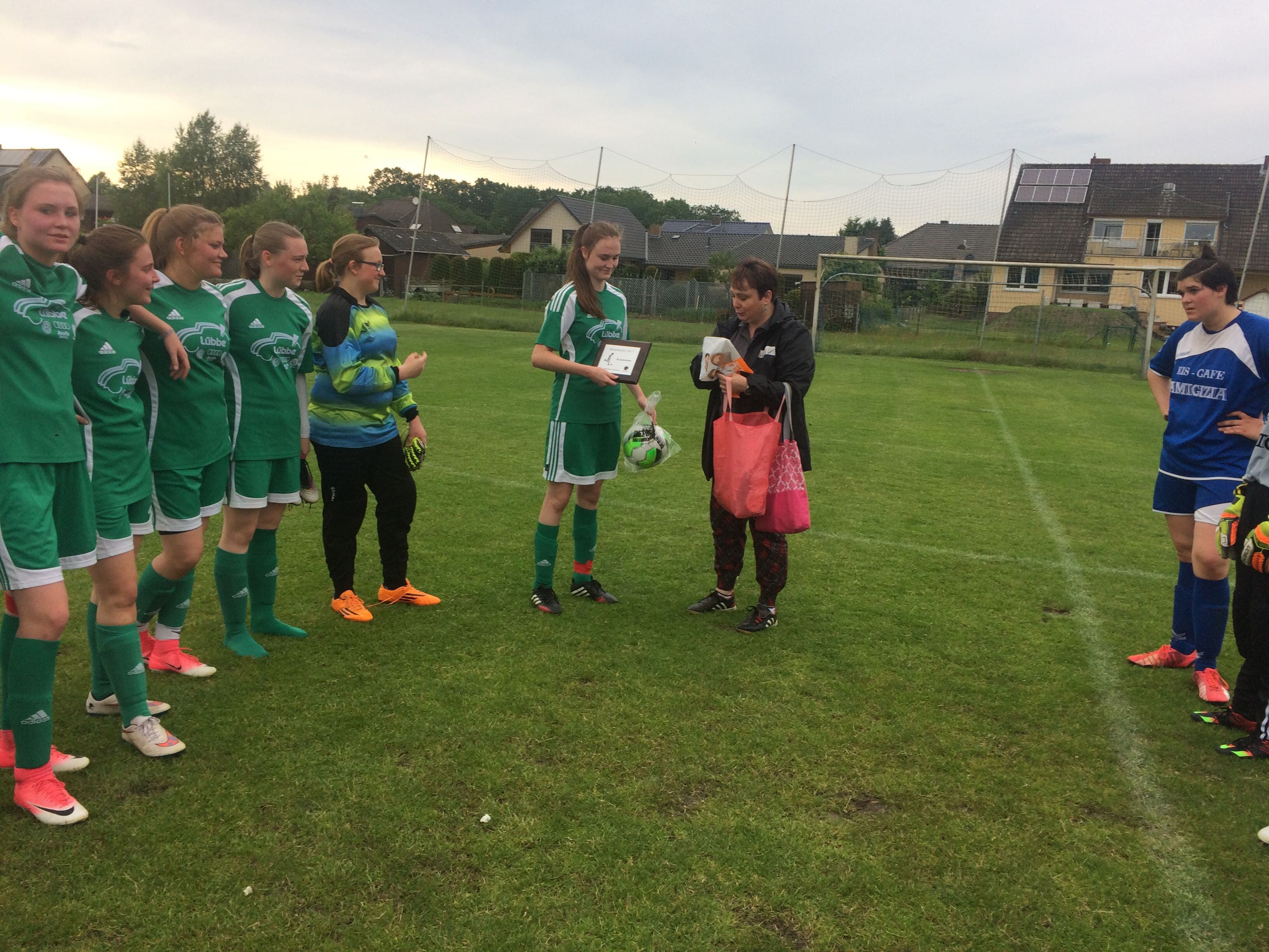 B-Juniorinnen des SV Steinhorst Kreismeister 2017