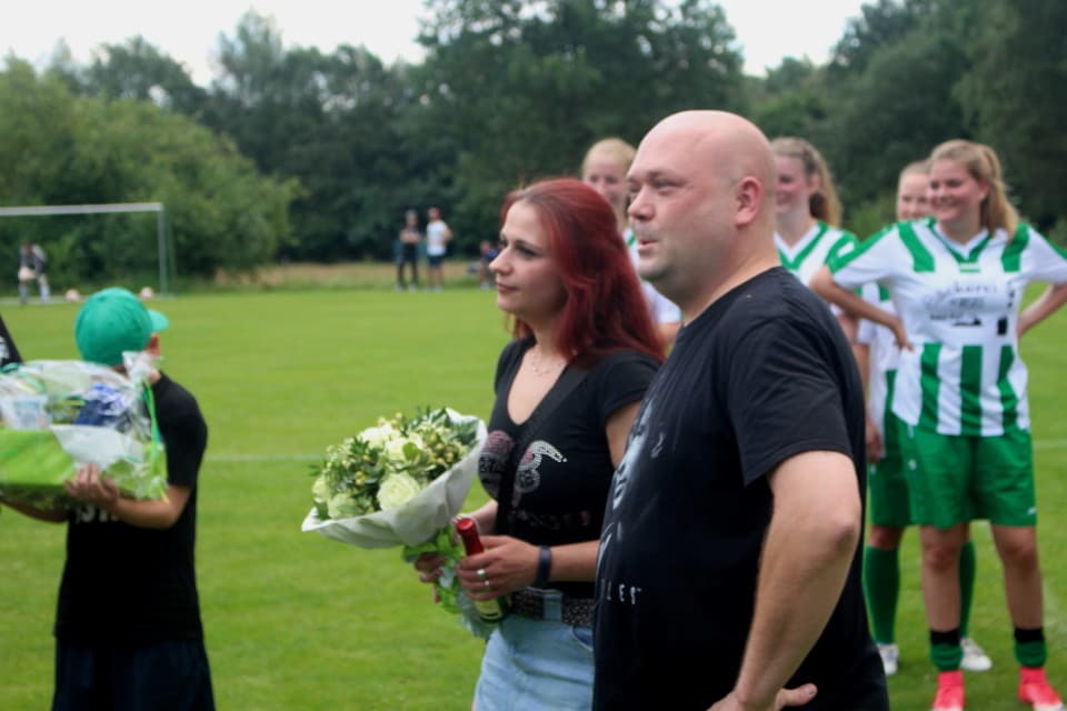 Neue Trikots für Herrenmannschaft des SV Steinhorst August 2017